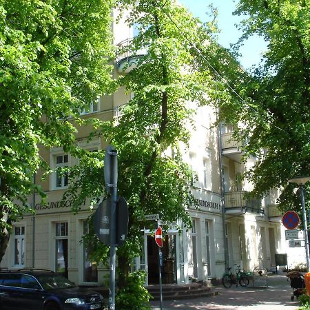 Heinrich-Heine-Strasse App 09 - Parkblick Appartement Rostock Buitenkant foto